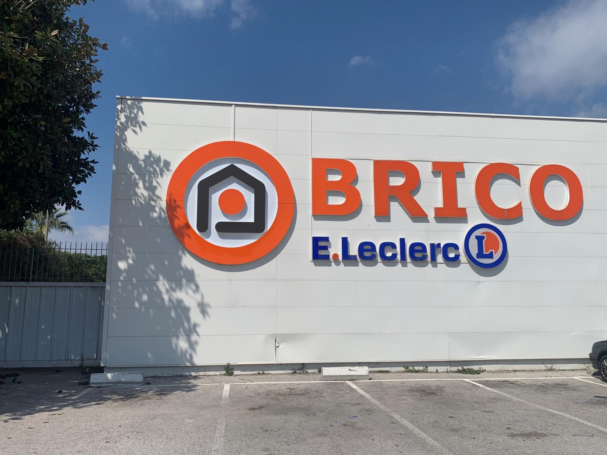 enseignes lumineuses ollioules brico leclerc