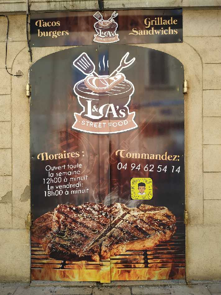 panneaux publicitaire magasin